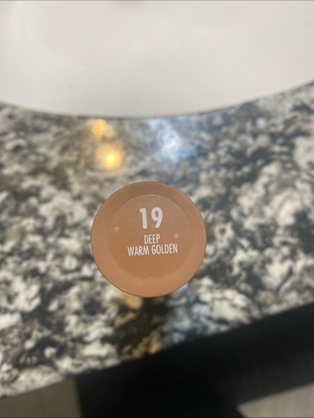 Milani Conceal + Perfect Skin Tint Stick in Deep Tan - Picture 2 of 2